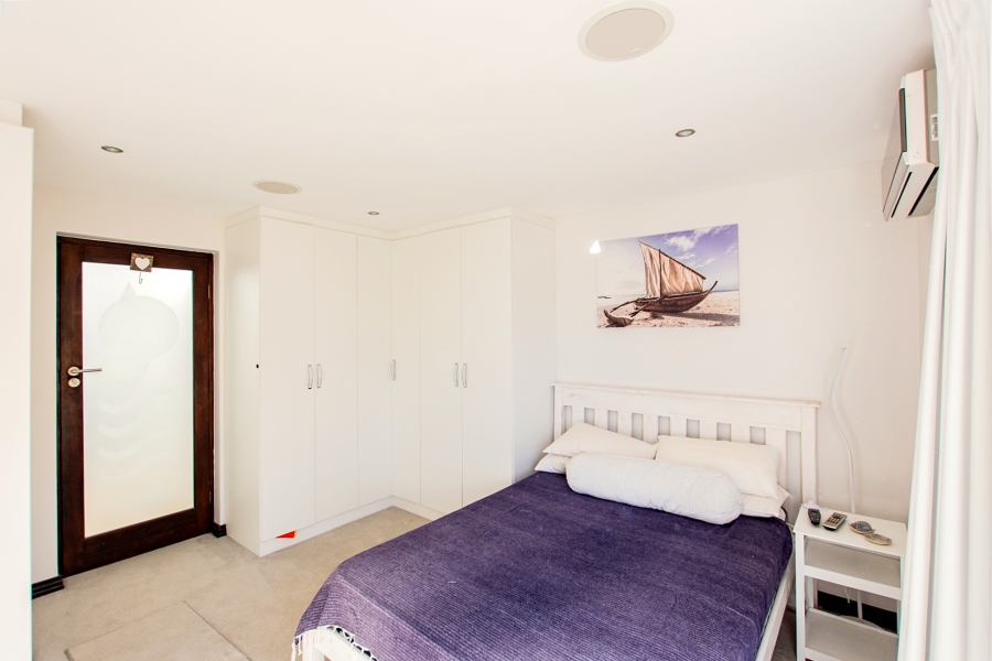 5 Bedroom Property for Sale in Calypso Beach Western Cape